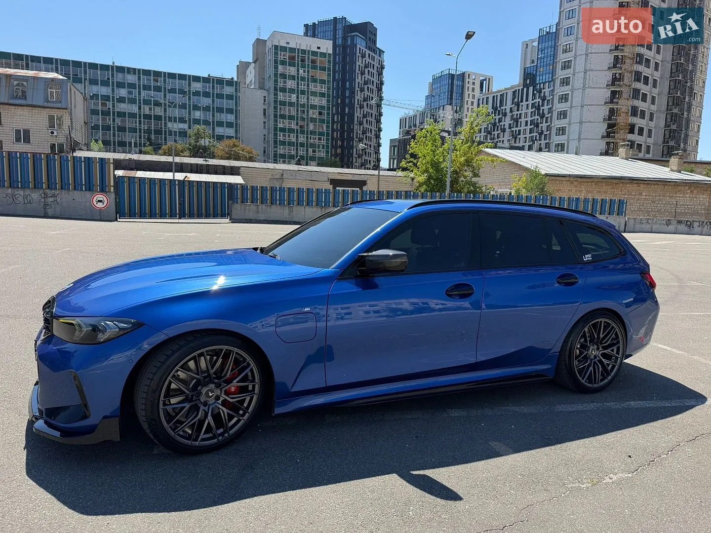 BMW 3 Series 2022 VIN WBA81CY000FP15957 фото оголошення 7 з 16