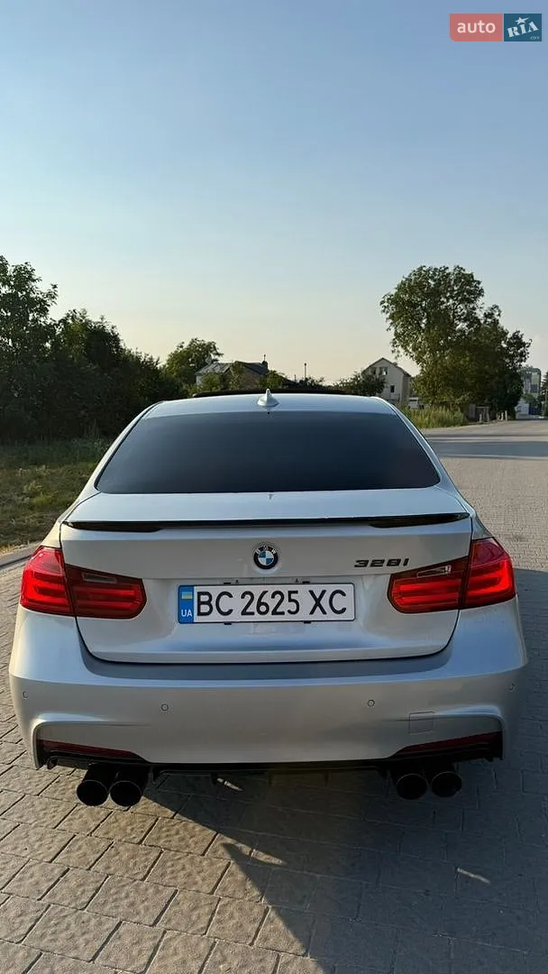 2012 BMW 3er - мініатюра 8