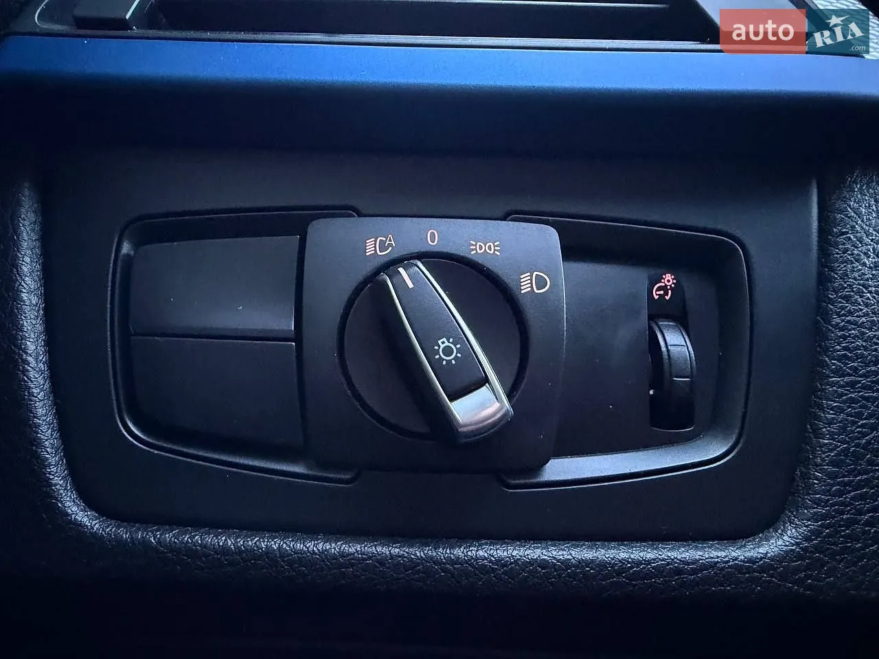 2012 BMW 3er - мініатюра 16