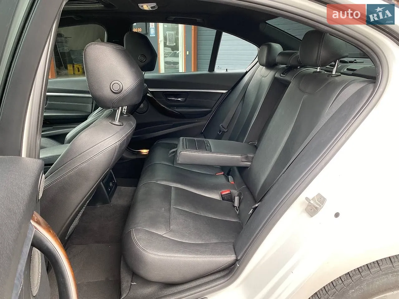 2015 BMW 3er - мініатюра 23