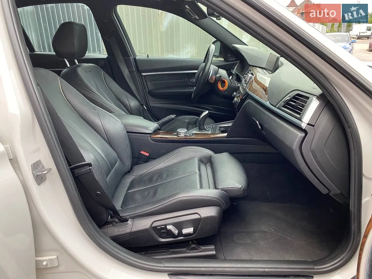 2015 BMW 3er - мініатюра 28