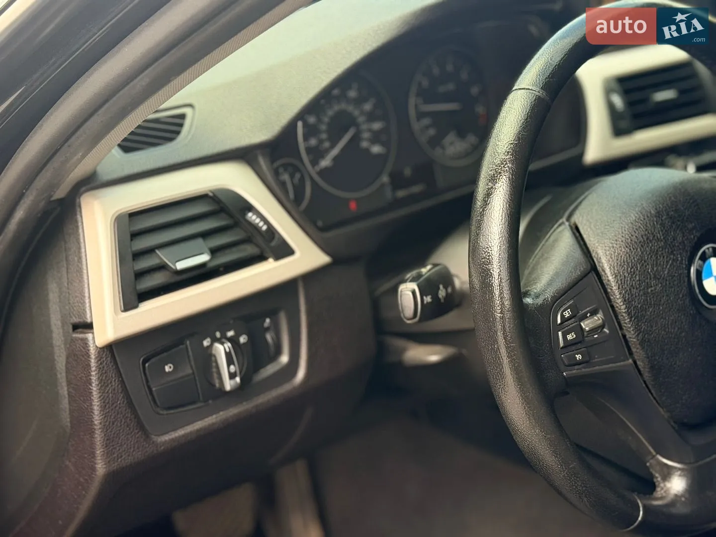 2016 BMW 3er - мініатюра 12