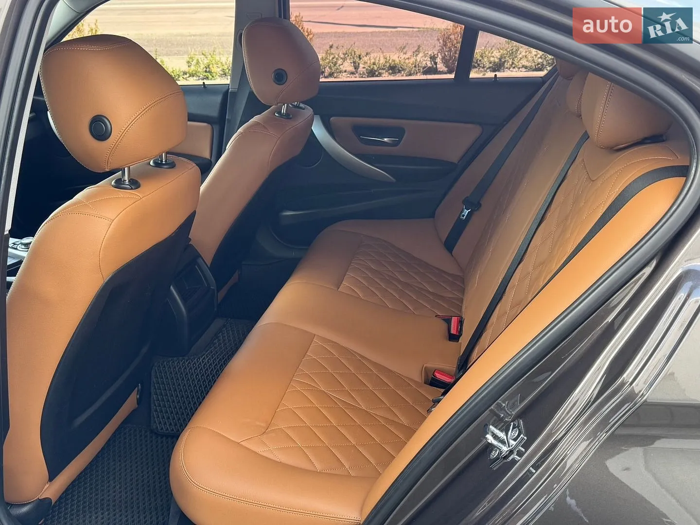 2012 BMW 3er - мініатюра 9