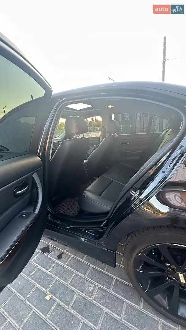 2011 BMW 3er - мініатюра 9