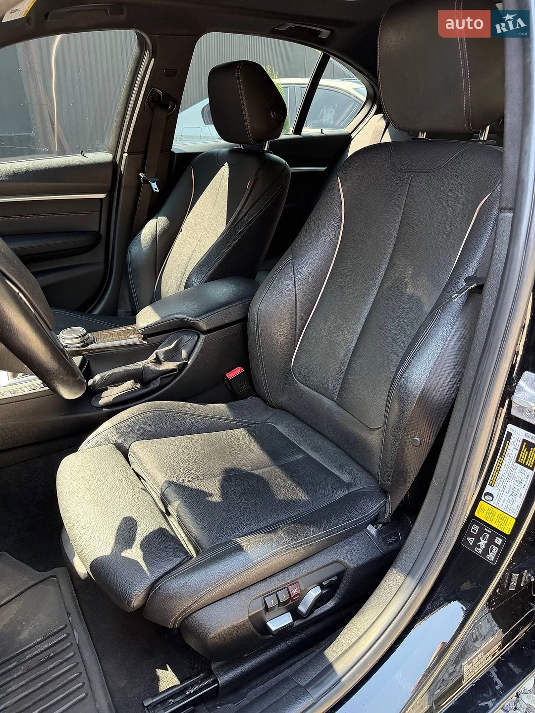 2016 BMW 3er - мініатюра 9
