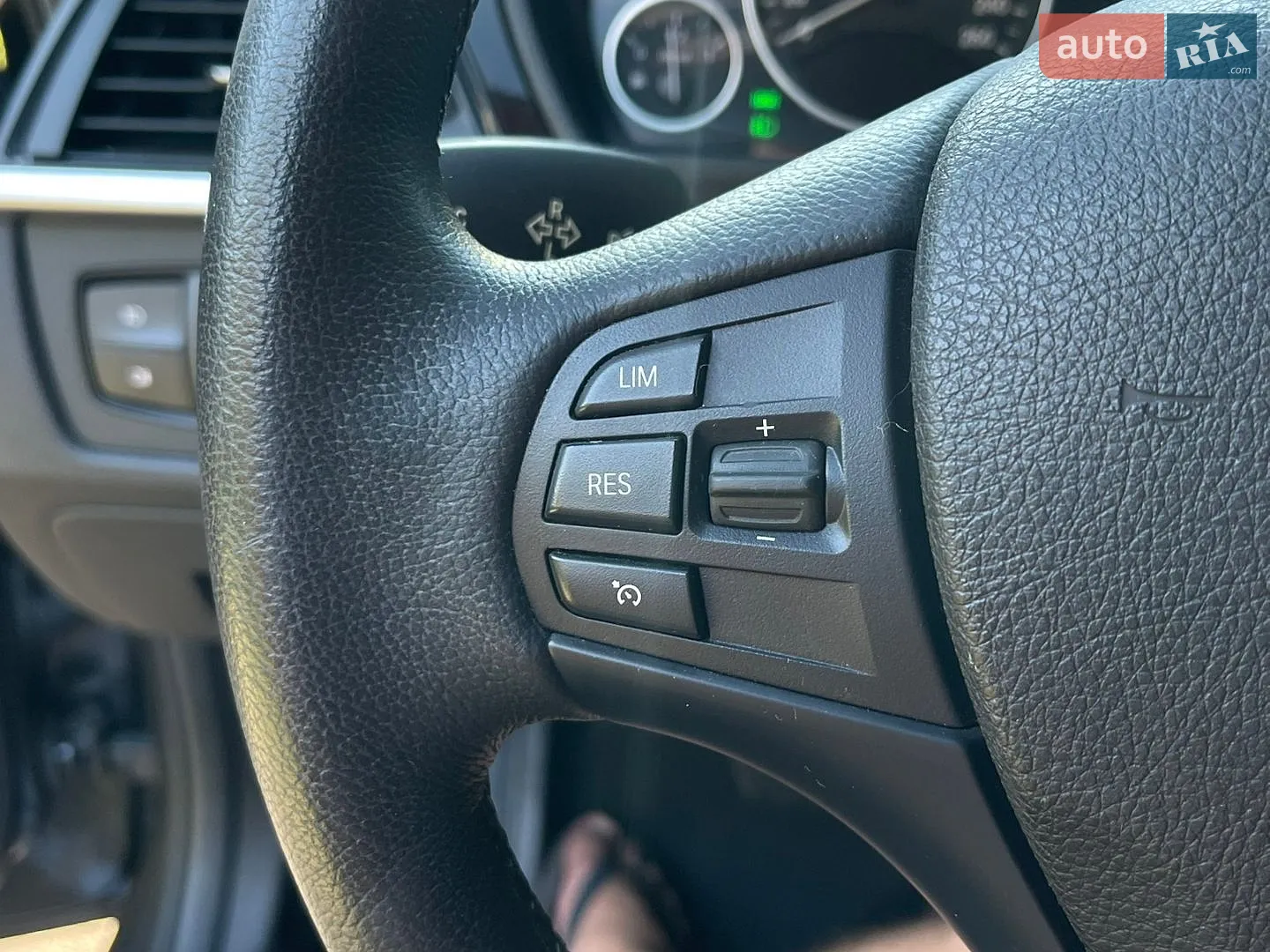2015 BMW 3er - мініатюра 26