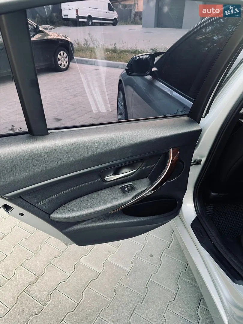 2014 BMW 3er - мініатюра 14