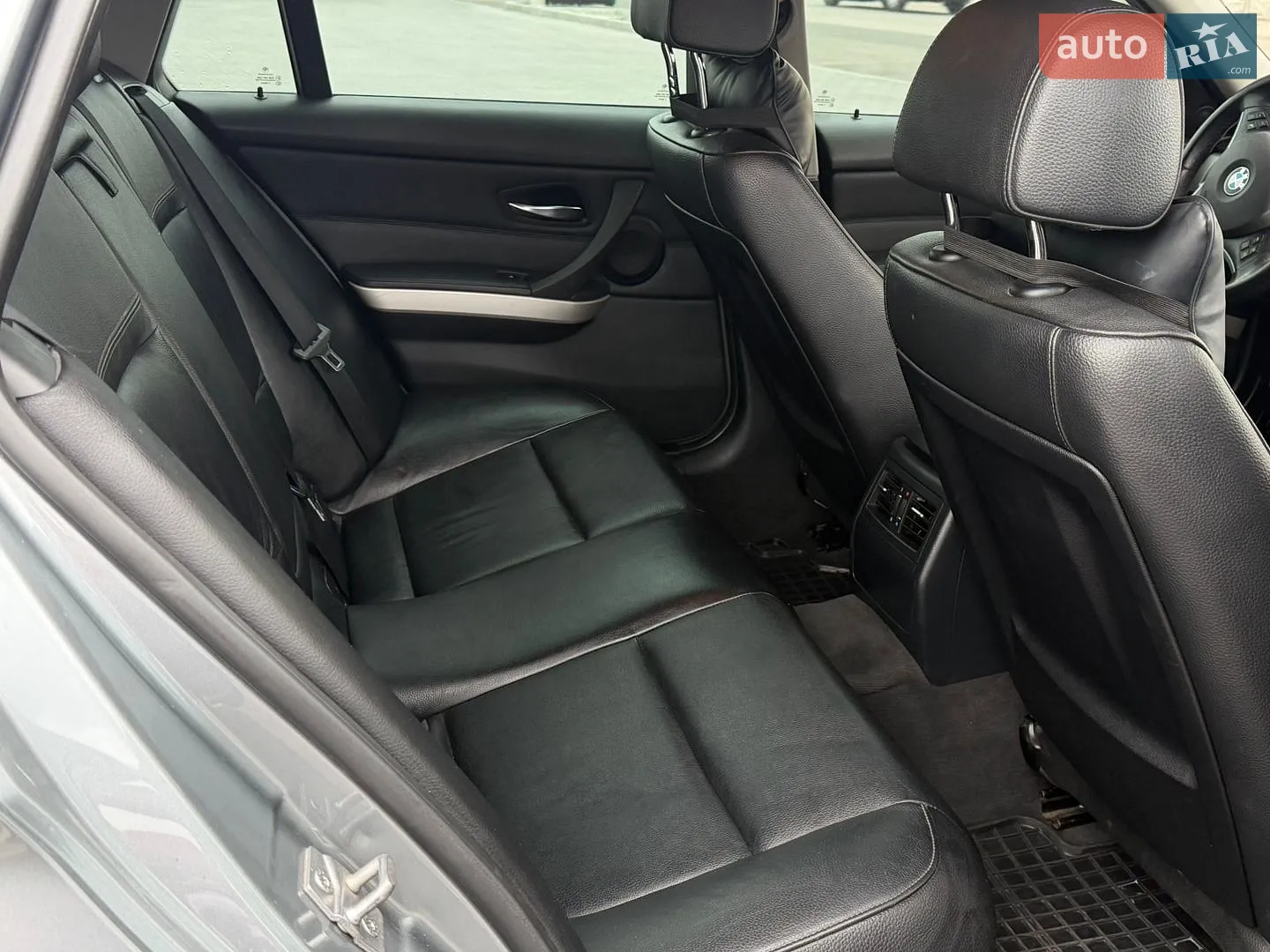 2011 BMW 3er - мініатюра 8