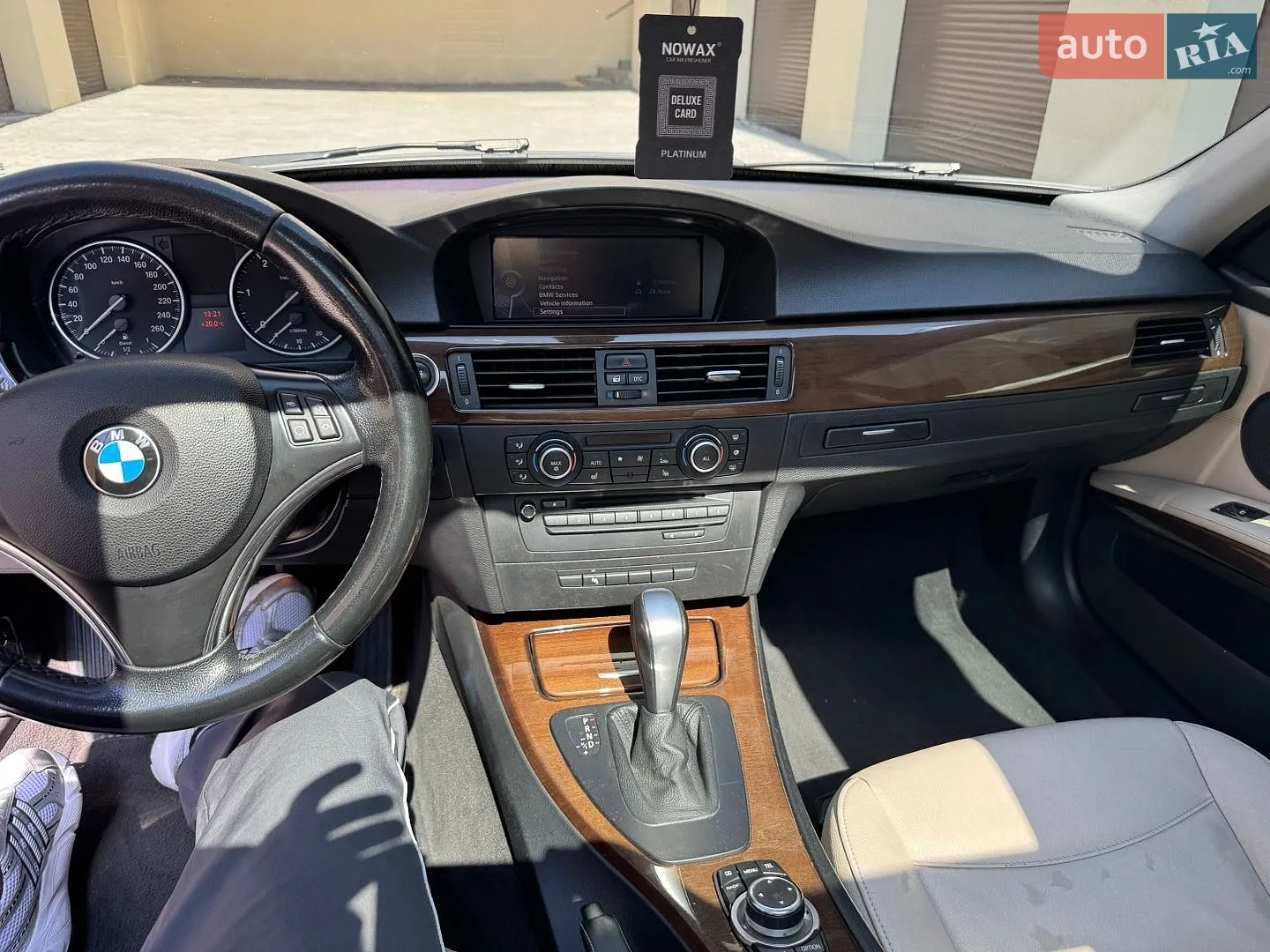 2010 BMW 3er - мініатюра 8
