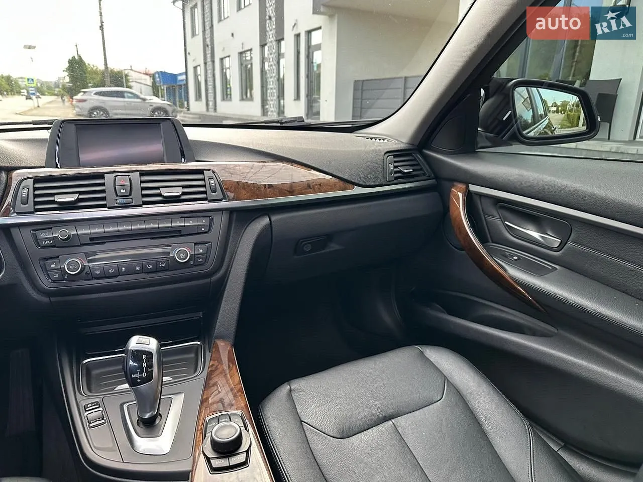 2017 Mercedes-Benz GLE - мініатюра 19