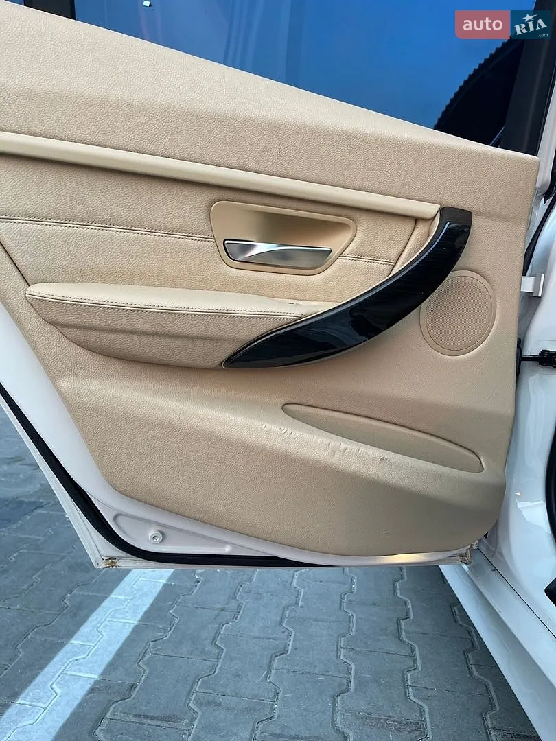 2012 BMW 3er - мініатюра 11