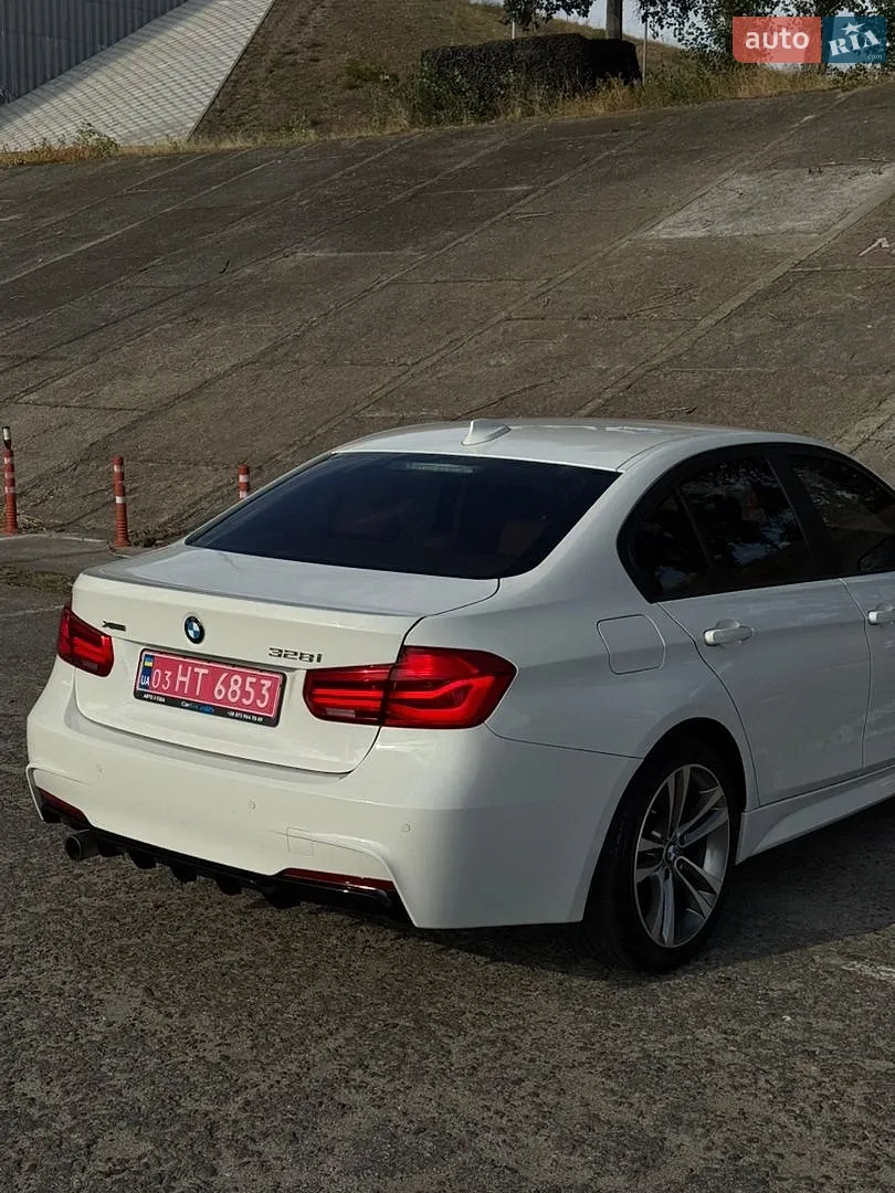 2016 BMW 3er - мініатюра 16