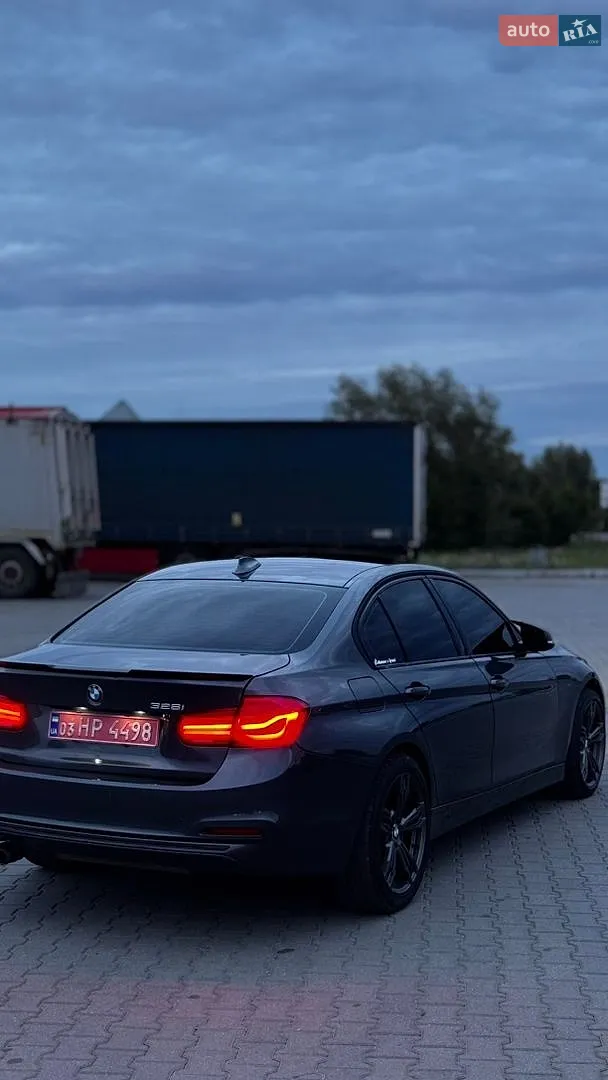 2016 BMW 3er - мініатюра 8