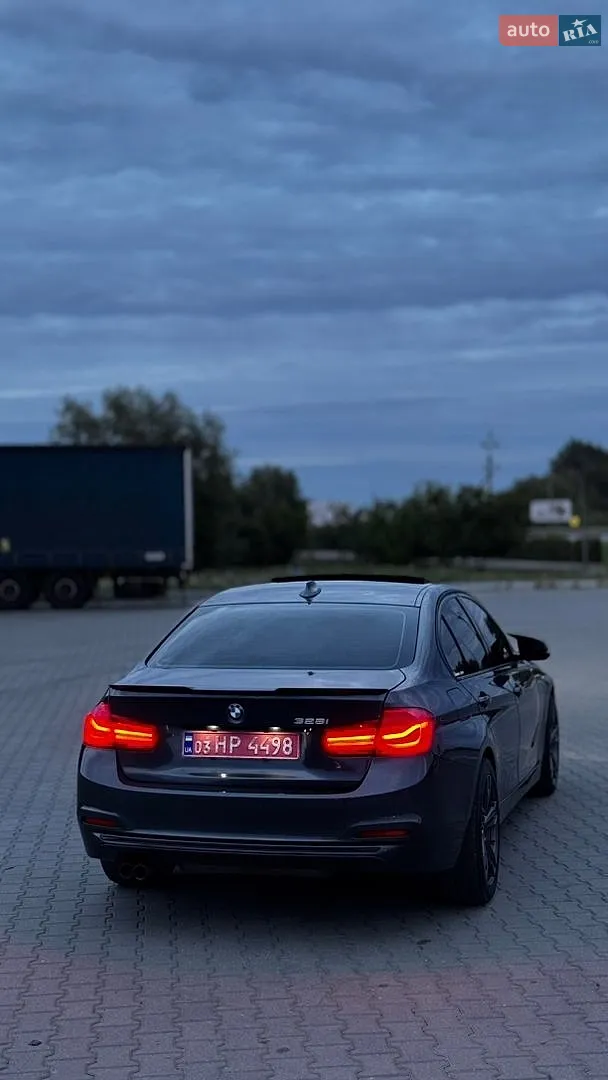 2016 BMW 3er - мініатюра 9