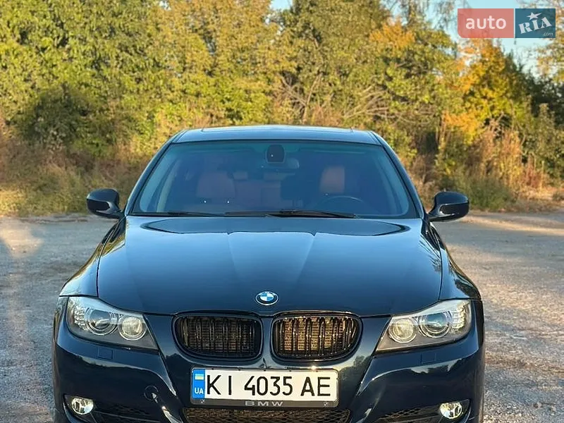 BMW 3 Series 2010