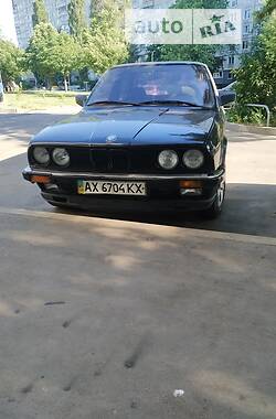 Седан BMW 318 1985 в Харькове