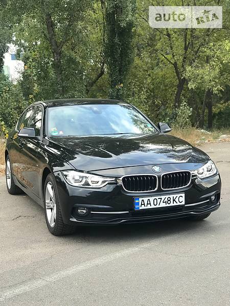 Бмв 320 i 2018