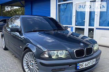 Седан BMW 320 1998 в Кременце