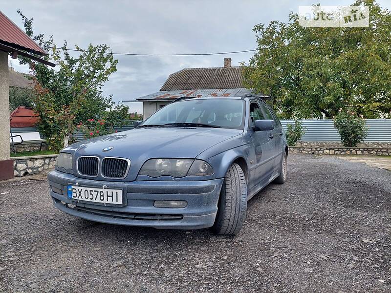 BMW 320