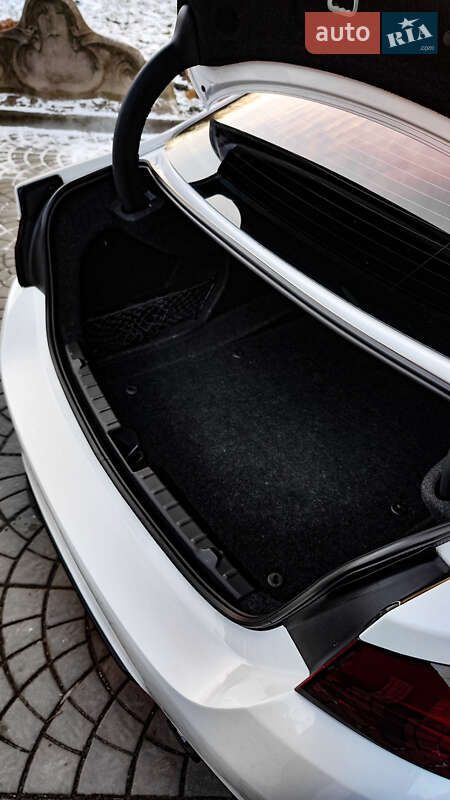 Купе BMW 4 Series 2013 в Луцьку