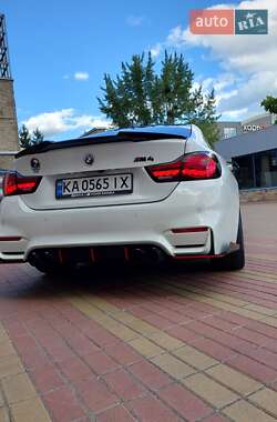 Купе BMW 4 Series 2015 в Києві