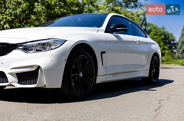 Купе BMW 4 Series 2013 в 