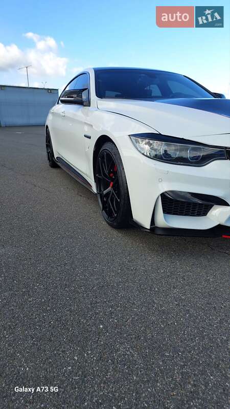 Купе BMW 4 Series 2015 в Киеве