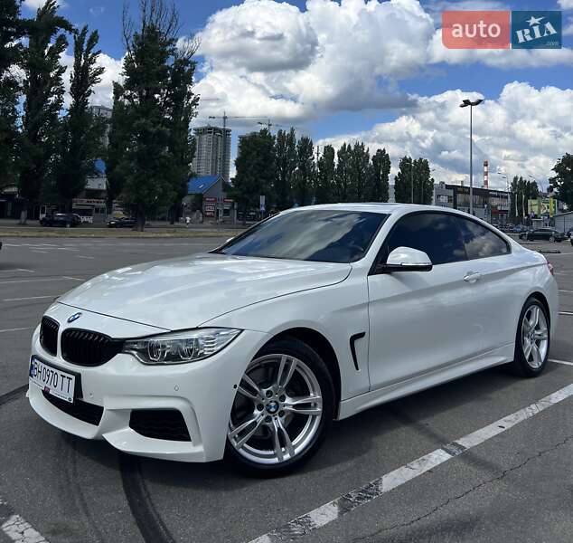 Купе BMW 4 Series 2015 в 