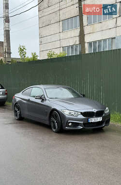 Купе BMW 4 Series 2015 в 
