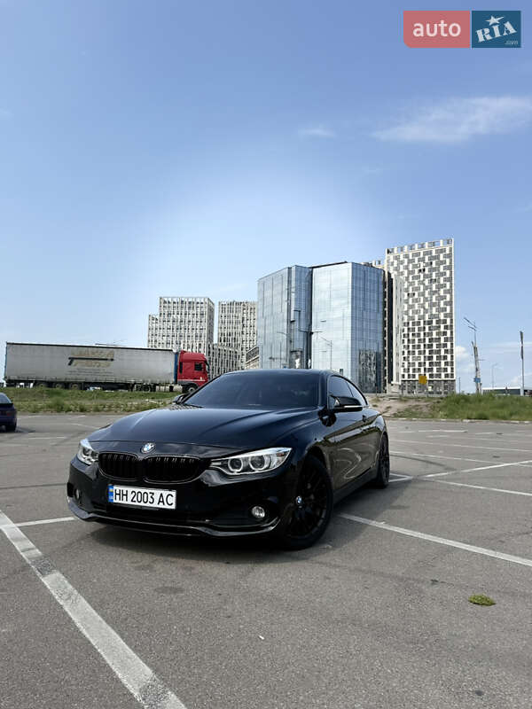 Купе BMW 4 Series 2015 в Києві