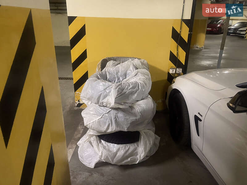 Купе BMW 4 Series 2017 в Киеве