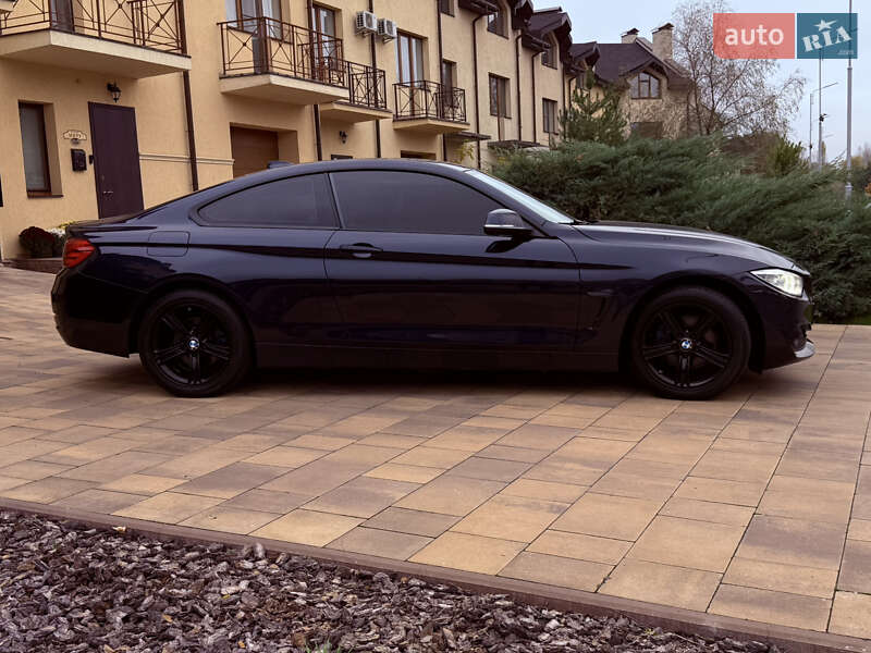 Купе BMW 4 Series 2013 в Києві