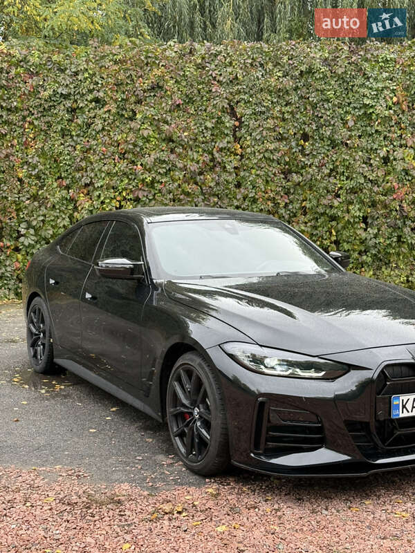 Купе BMW 4 Series 2022 в Вышгороде