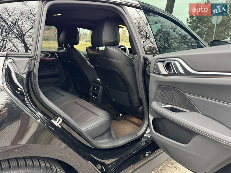 Купе BMW 4 Series 2022 в Вышгороде