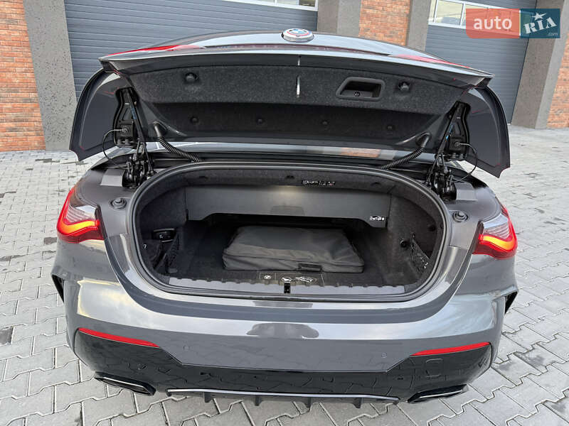 Кабриолет BMW 4 Series 2022 в Черновцах