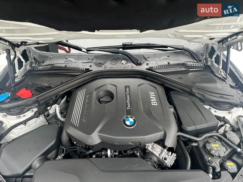 Кабриолет BMW 4 Series 2017 в Львове фото 28 Кабриолет BMW 4 Series 2017 в Львове