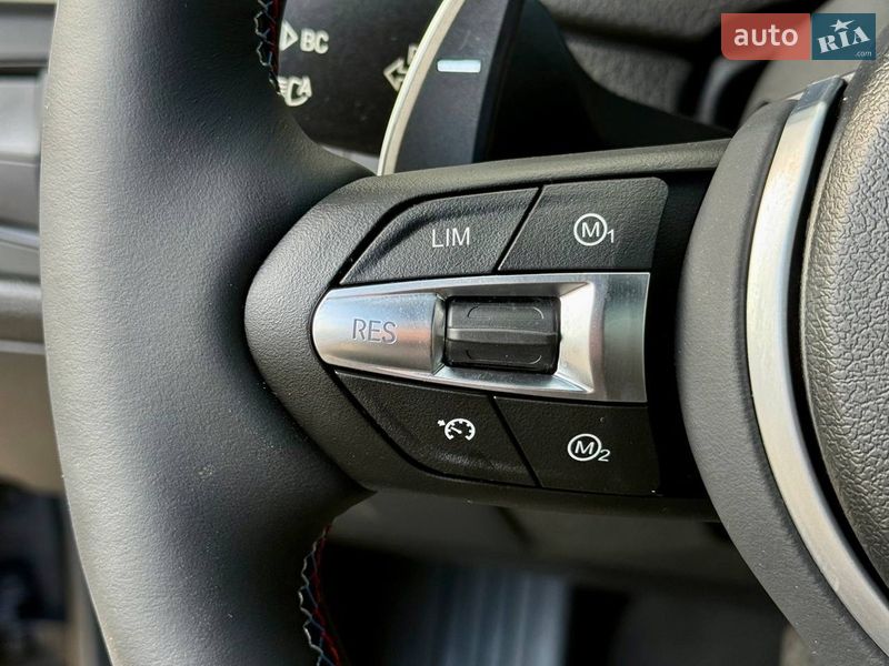 Кабріолет BMW 4 Series 2014 в Києві фото 34 Кабріолет BMW 4 Series 2014 в Києві