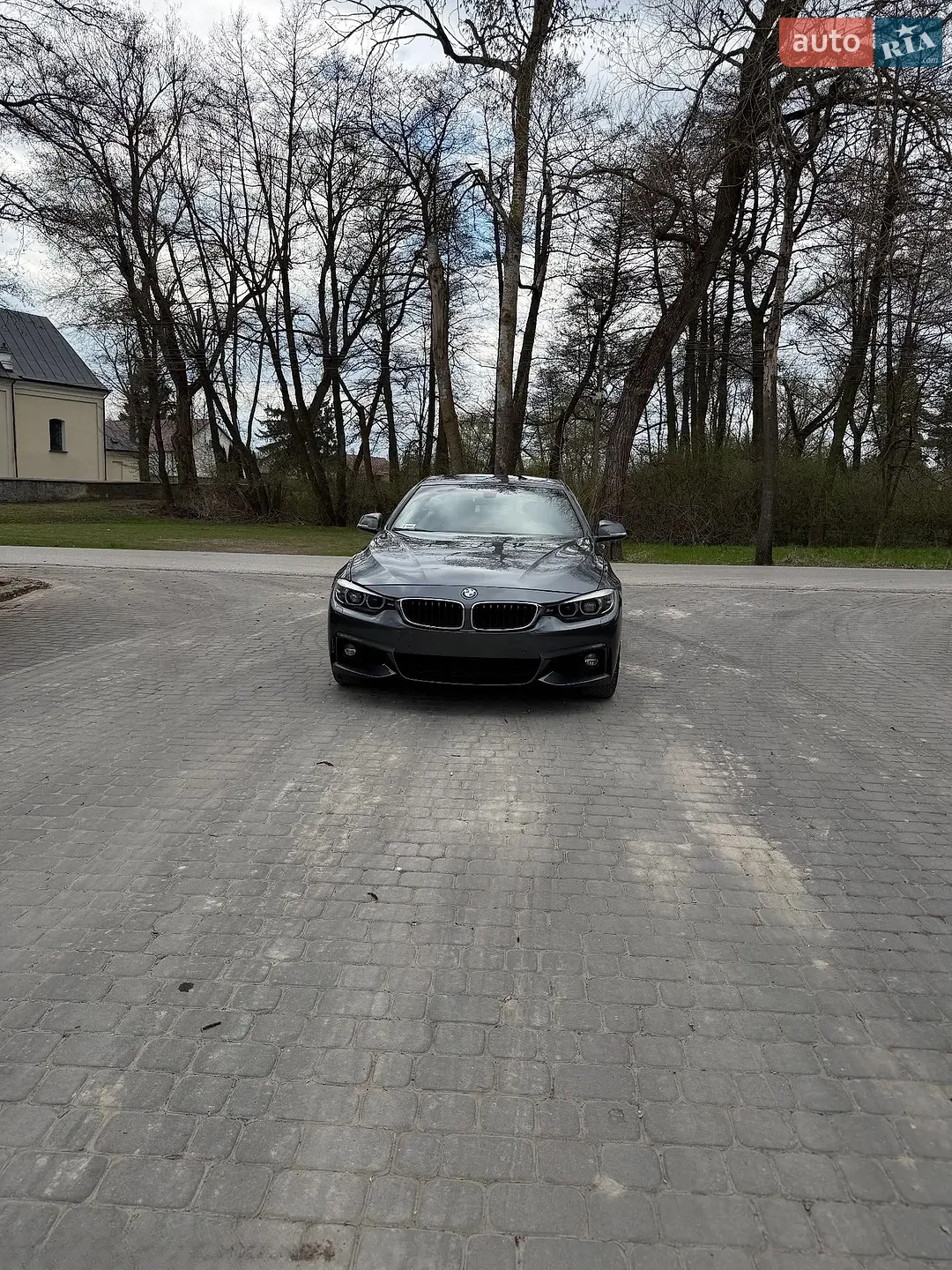 BMW 4 Series 2018 VIN WBA4J1C56KBM12214 фото оголошення 2 з 5