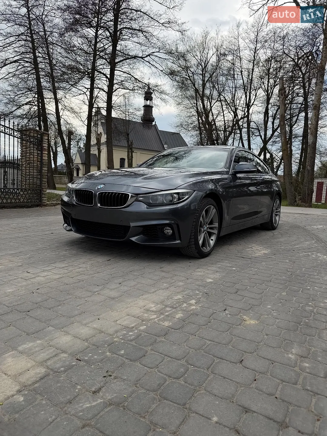 BMW 4 Series 2018 VIN WBA4J1C56KBM12214 фото оголошення 3 з 5