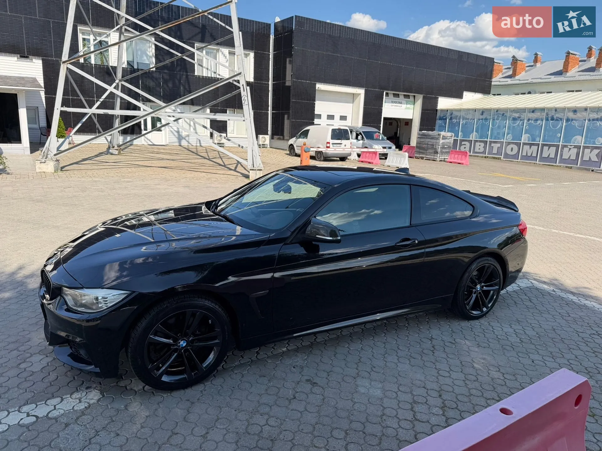 BMW 4 Series 2013 VIN WBA3N5C55EF716011 фото оголошення 2 з 28