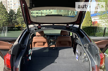 Седан BMW 5 Series GT 2017 в 