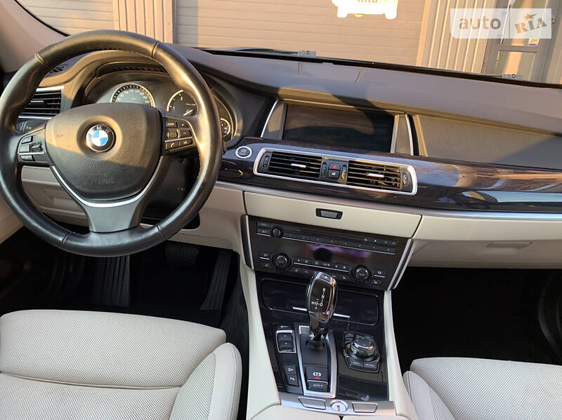 Хетчбек BMW 5 Series GT 2011 в Дніпрі