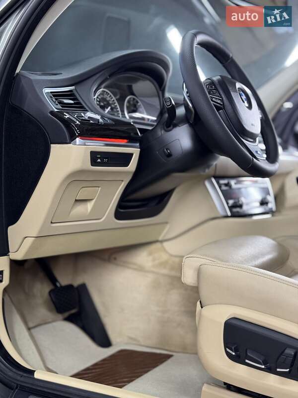 Ліфтбек BMW 5 Series GT 2014 в Виноградові