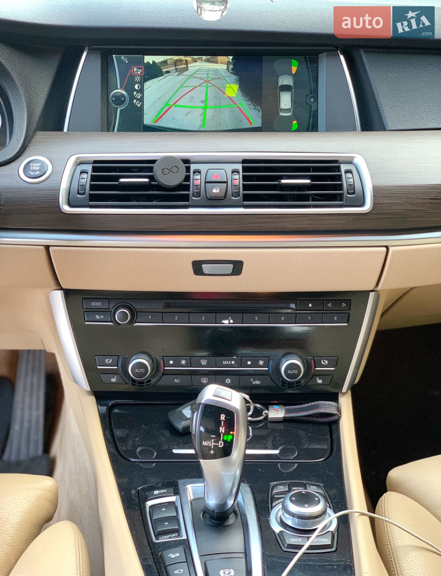2010 BMW 5er - мініатюра 11