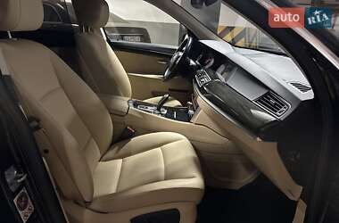 Лифтбек BMW 5 Series GT 2017 в 