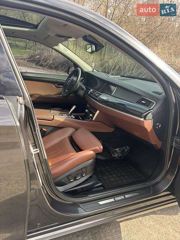 Лифтбек BMW 5 Series GT 2013 в Днепре