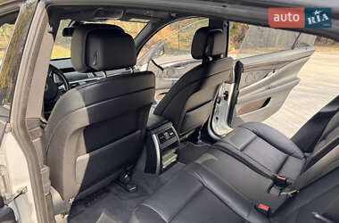 Лифтбек BMW 5 Series GT 2012 в 