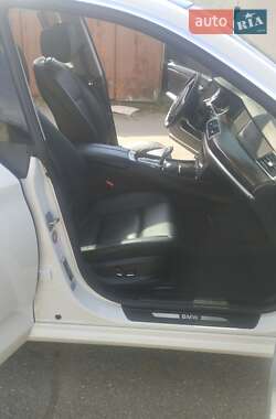 Лифтбек BMW 5 Series GT 2013 в 