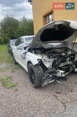 Ліфтбек BMW 5 Series GT 2011 в 