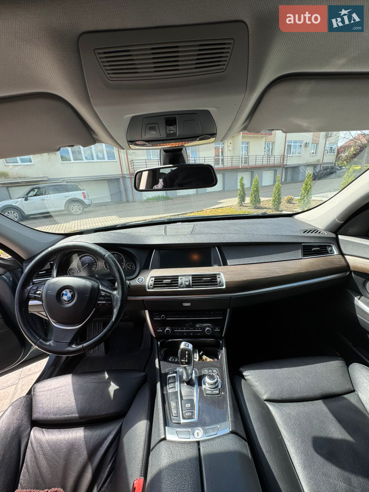 2010 BMW 5er - мініатюра 11